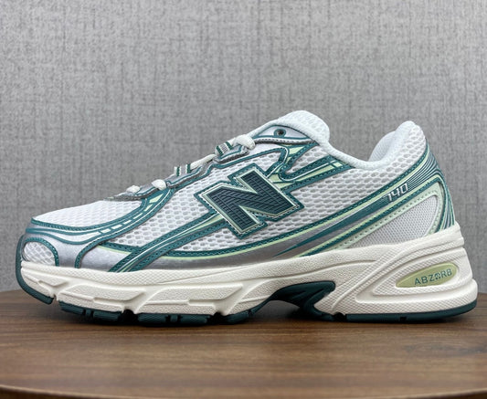 DOUBLE LACED NB WHITE GREEN